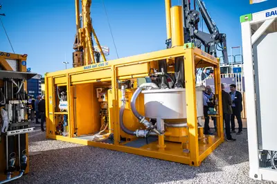 Batch Mixing Plant CMS 30 with integrated Grouting Pump DP 101